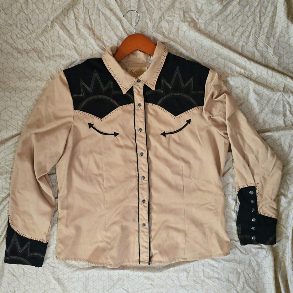 Western Style Beige and Black Button-Up Shirt Scully Pearlsnap